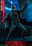 Hot Toys – MMS639 - The Batman - 1/6th scale Batman Collectible Figure (Deluxe Version)