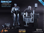 Hot Toys: RoboCop with Chair