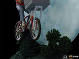 Iron Studios UNIVET47421-10 1/10 E.T. & Elliot Deluxe